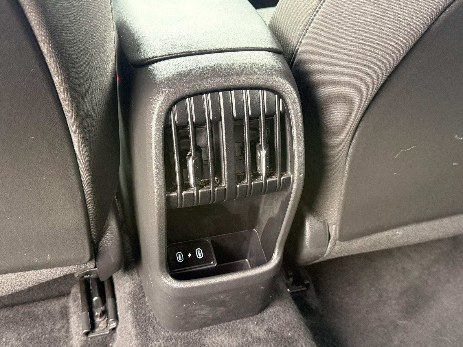 Used 2025 Hyundai Kona SEL FWD image 28