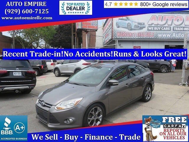Used 2014 Ford Focus SE w/ Equipment Group 201A FWD image 1