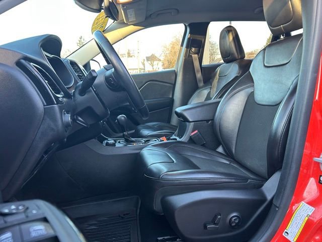 Used 2021 Jeep Cherokee Latitude Plus image 33