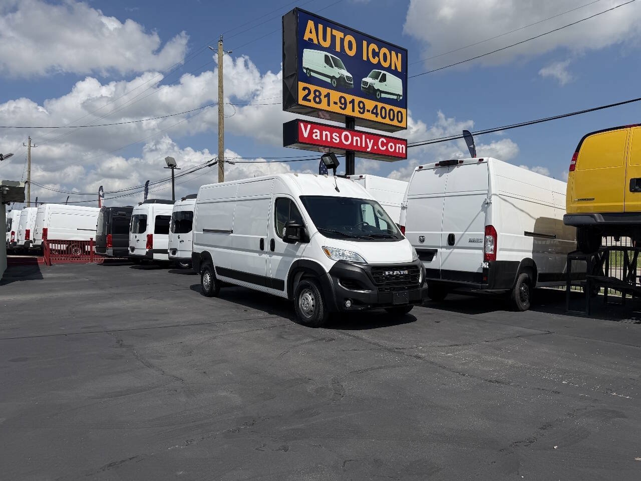 Used 2025 RAM ProMaster 3500 w/ Convenience Group FWD image 25