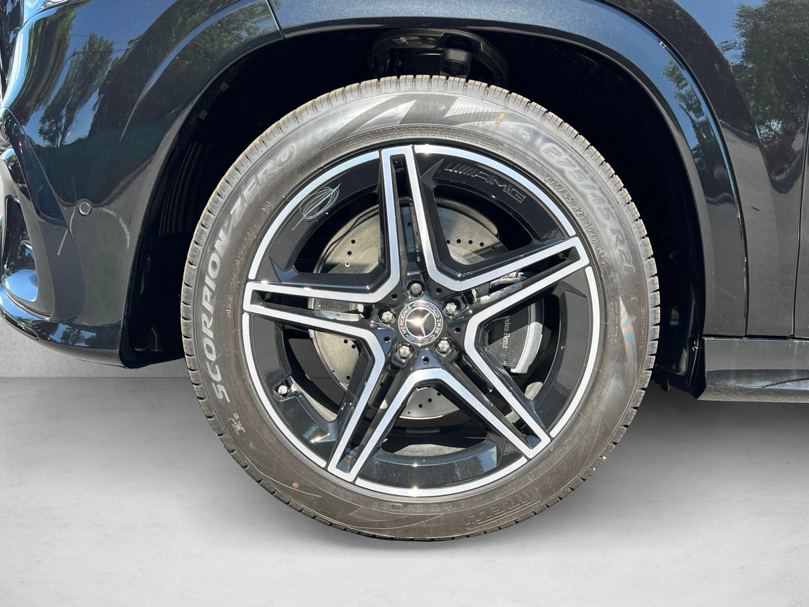 New 2026 Mercedes-Benz GLS 450 4MATIC image 9