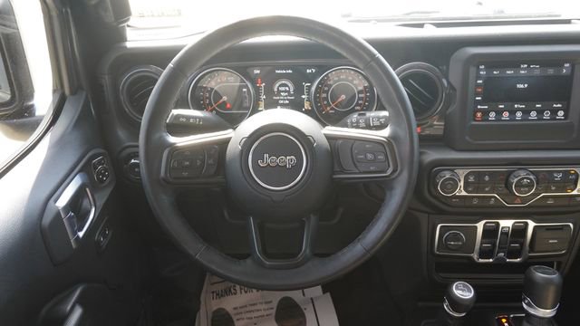 Used 2022 Jeep Wrangler Unlimited Sport image 16