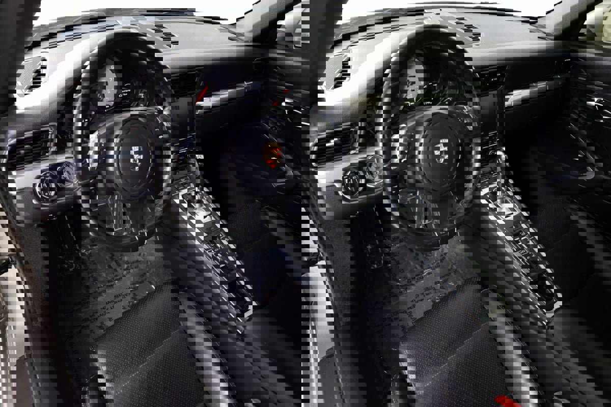 Used 2013 Porsche 911 Carrera 4S image 18