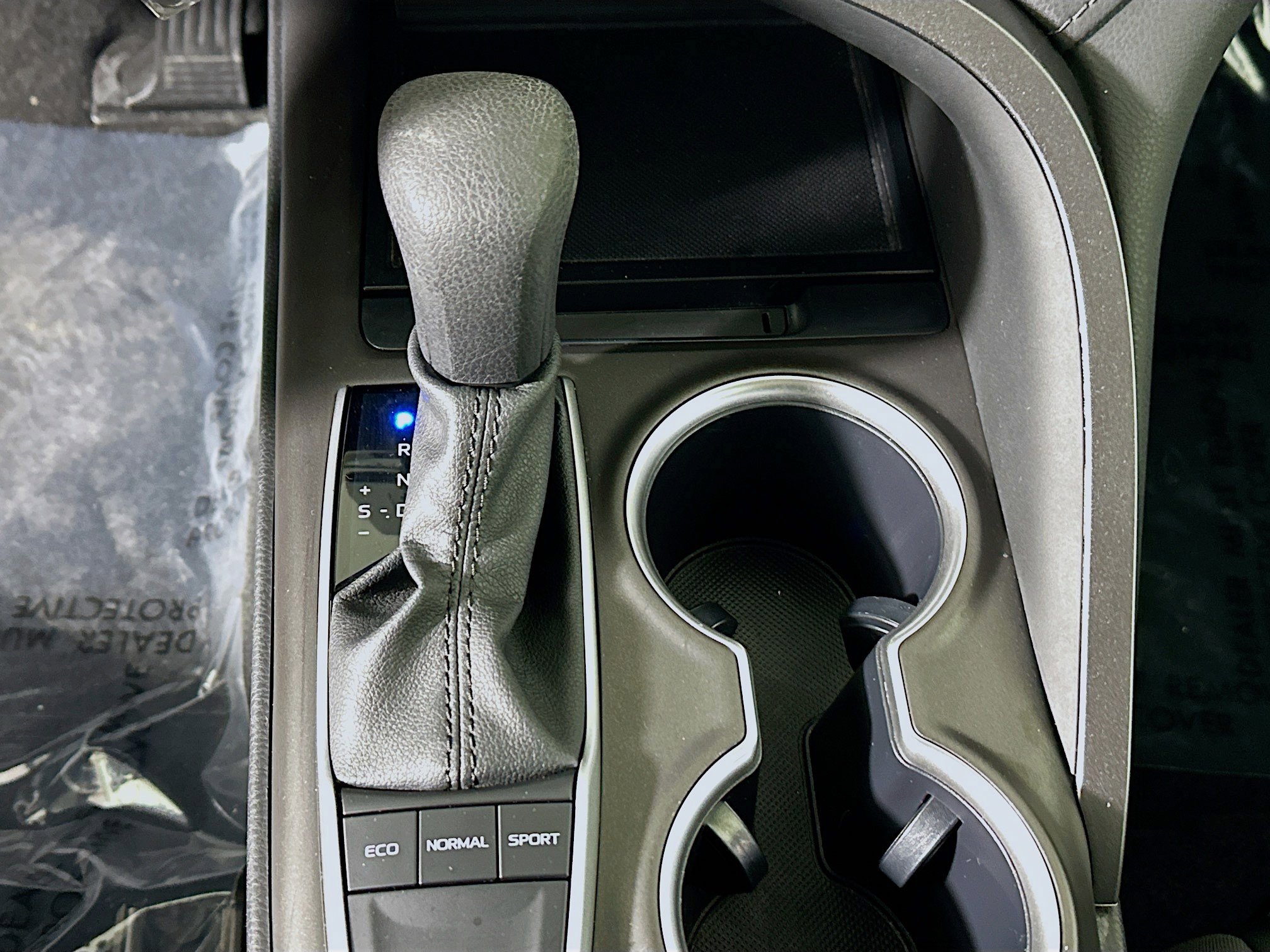 Used 2024 Toyota Camry LE image 20