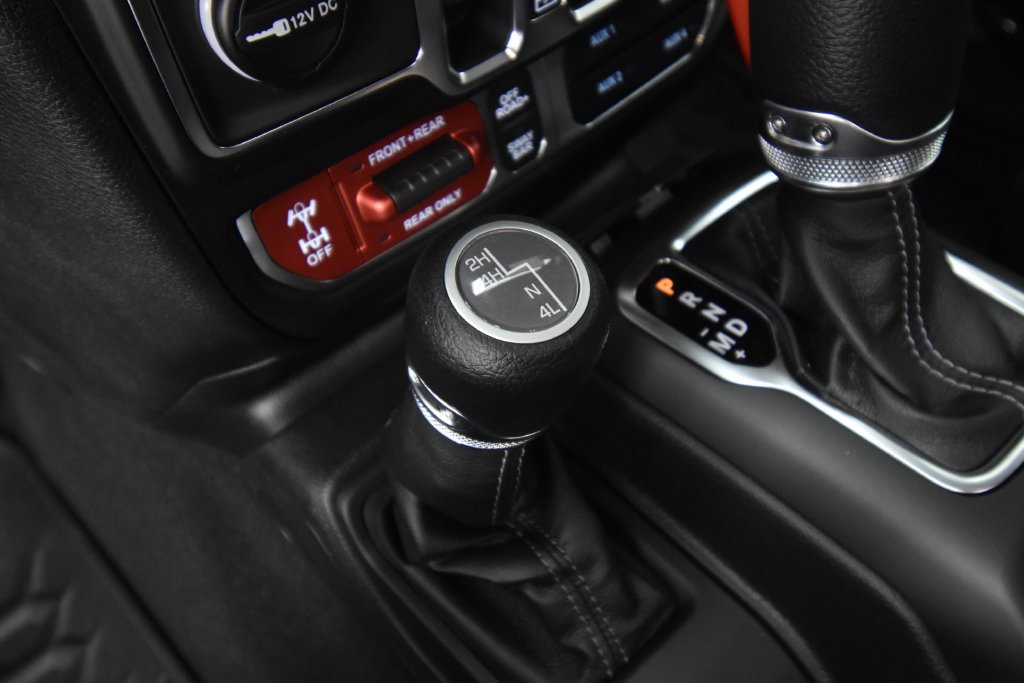 New 2026 Jeep Gladiator Rubicon w/ Technology Group AWD/4WD image 27