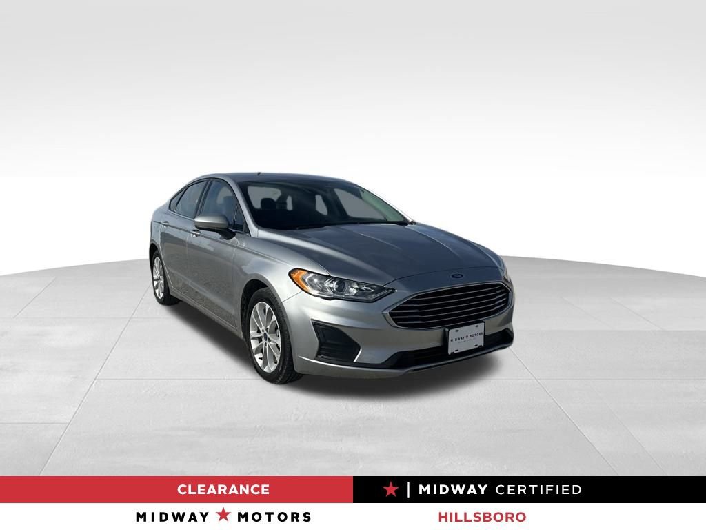 Used 2020 Ford Fusion SE image 1