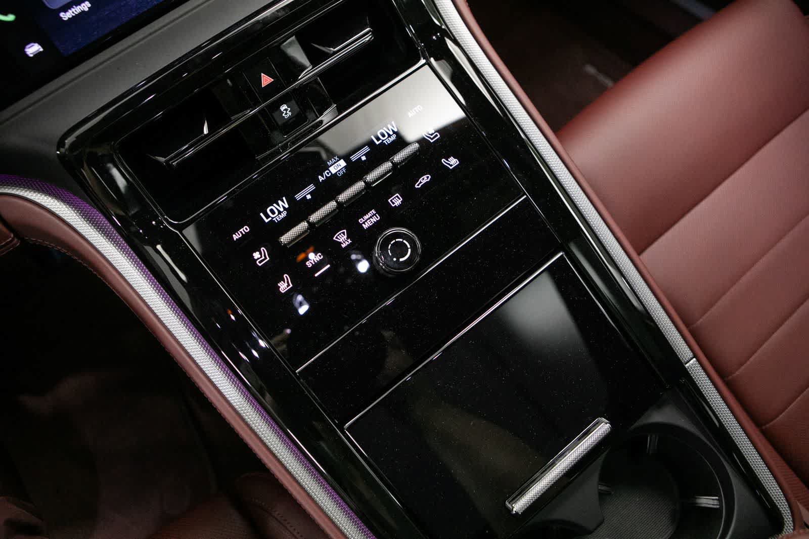 New 2026 Porsche Panamera 4 AWD/4WD image 26