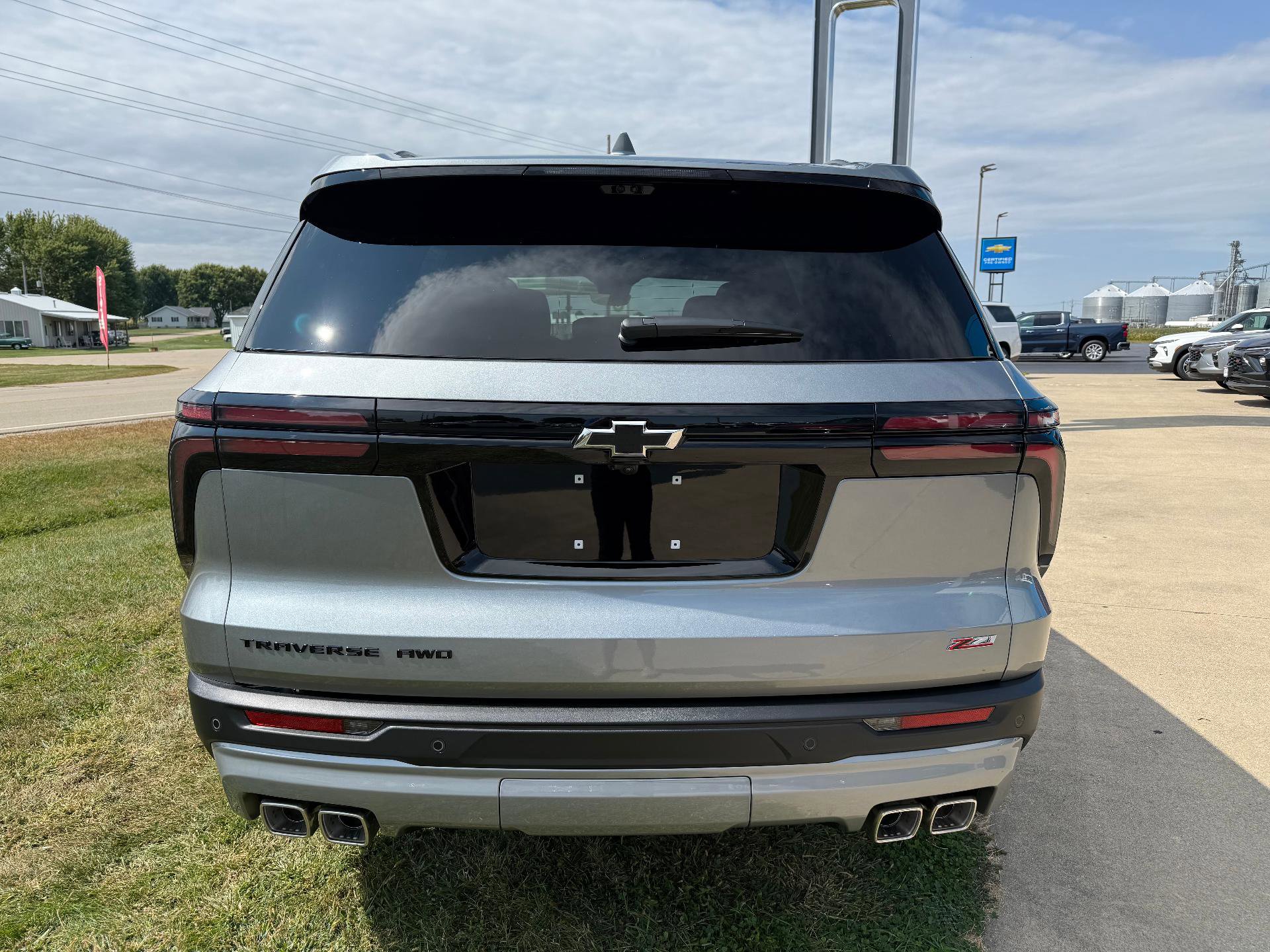 New 2026 Chevrolet Traverse Z71 w/ Driver Confidence Package image 6