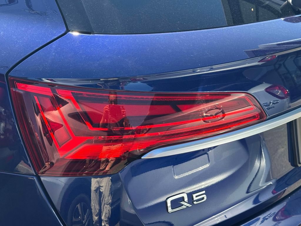 Used 2021 Audi Q5 2.0T Premium Plus w/ Premium Plus Package AWD/4WD image 8