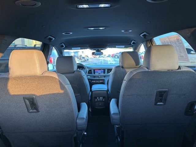 Used 2023 Buick Enclave Essence image 23