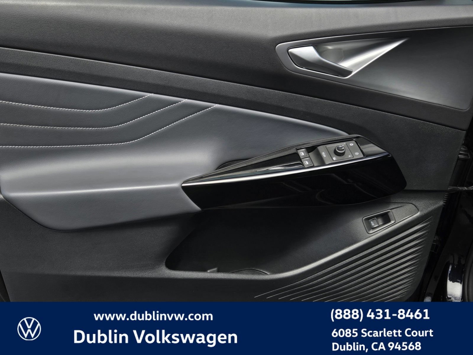 Used 2023 Volkswagen ID.4 Pro S AWD/4WD image 10