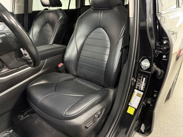 Used 2022 Toyota Highlander XLE image 23