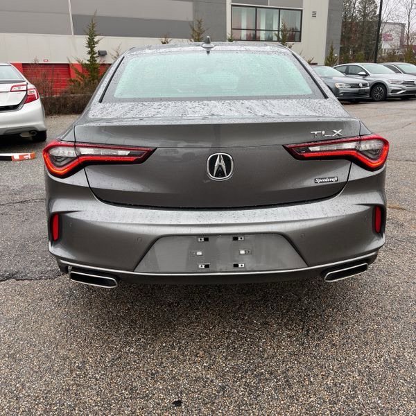 Used 2025 Acura TLX w/ Technology Package image 4