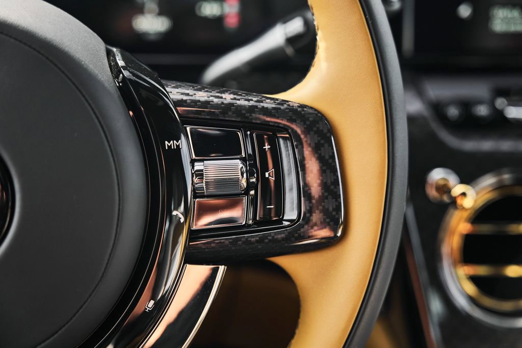 Used 2026 Rolls-Royce Cullinan Black Badge image 62