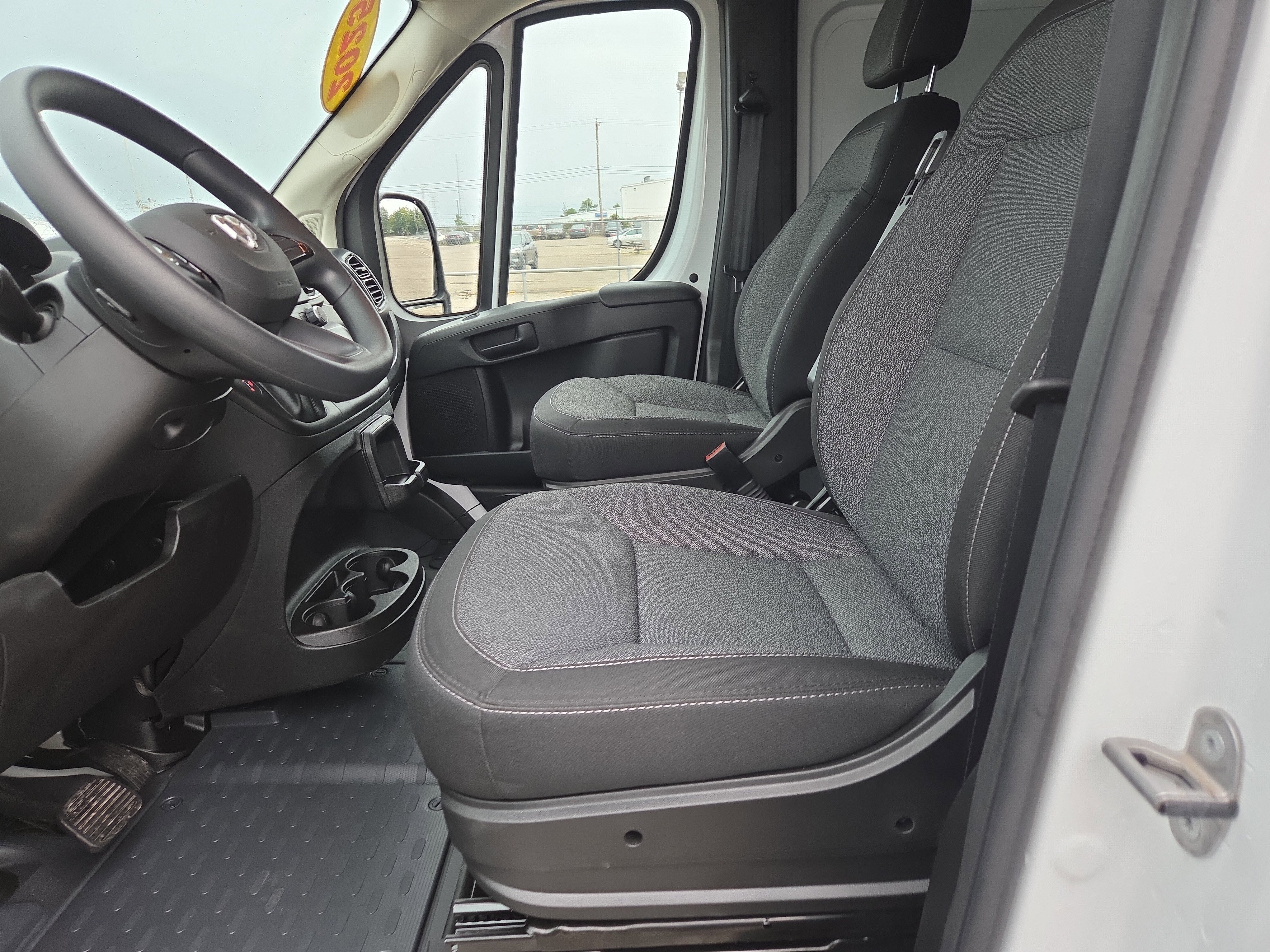 Used 2025 RAM ProMaster 2500 w/ Storage Group image 5