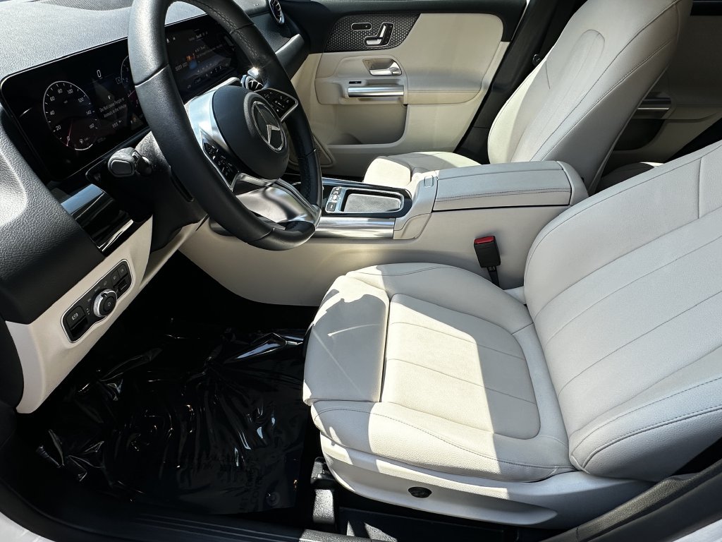 Certified 2026 Mercedes-Benz GLA 250 w/ Exclusive Package image 10