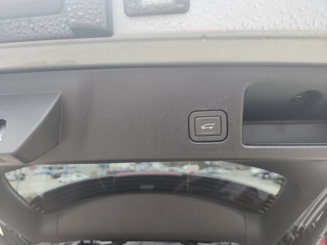 New 2026 Chevrolet Equinox EV RS w/ Active Safety Package 3 AWD/4WD image 16