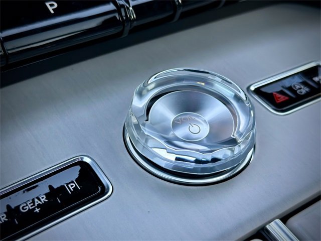 New 2025 Lincoln Navigator Reserve image 13