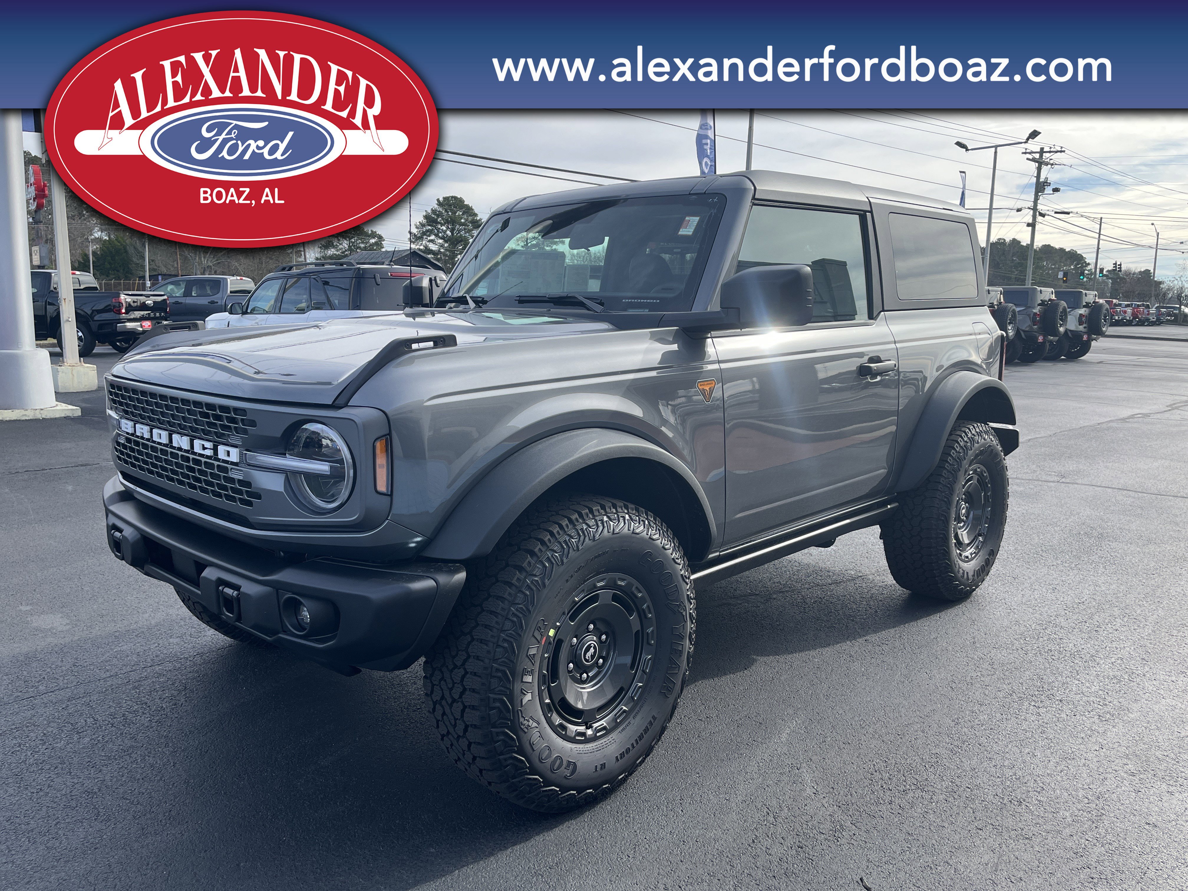 New 2025 Ford Bronco Badlands w/ Sasquatch Package