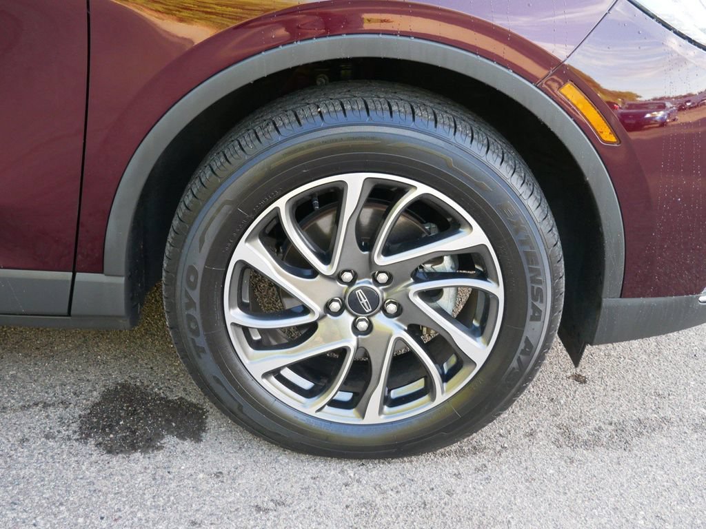 Used 2021 Lincoln Corsair AWD w/ Equipment Group 101A image 8