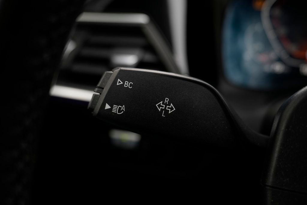 Used 2021 BMW 430i Convertible w/ Premium Package image 47