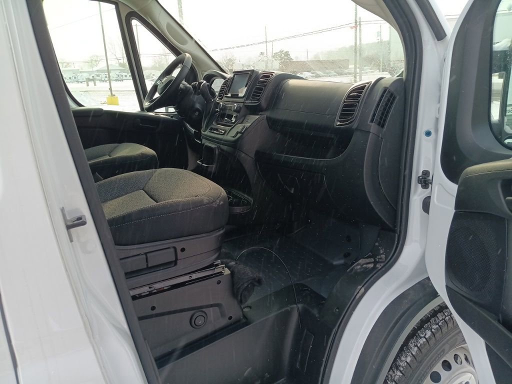New 2025 RAM ProMaster 3500 w/ Cold Weather Group image 29