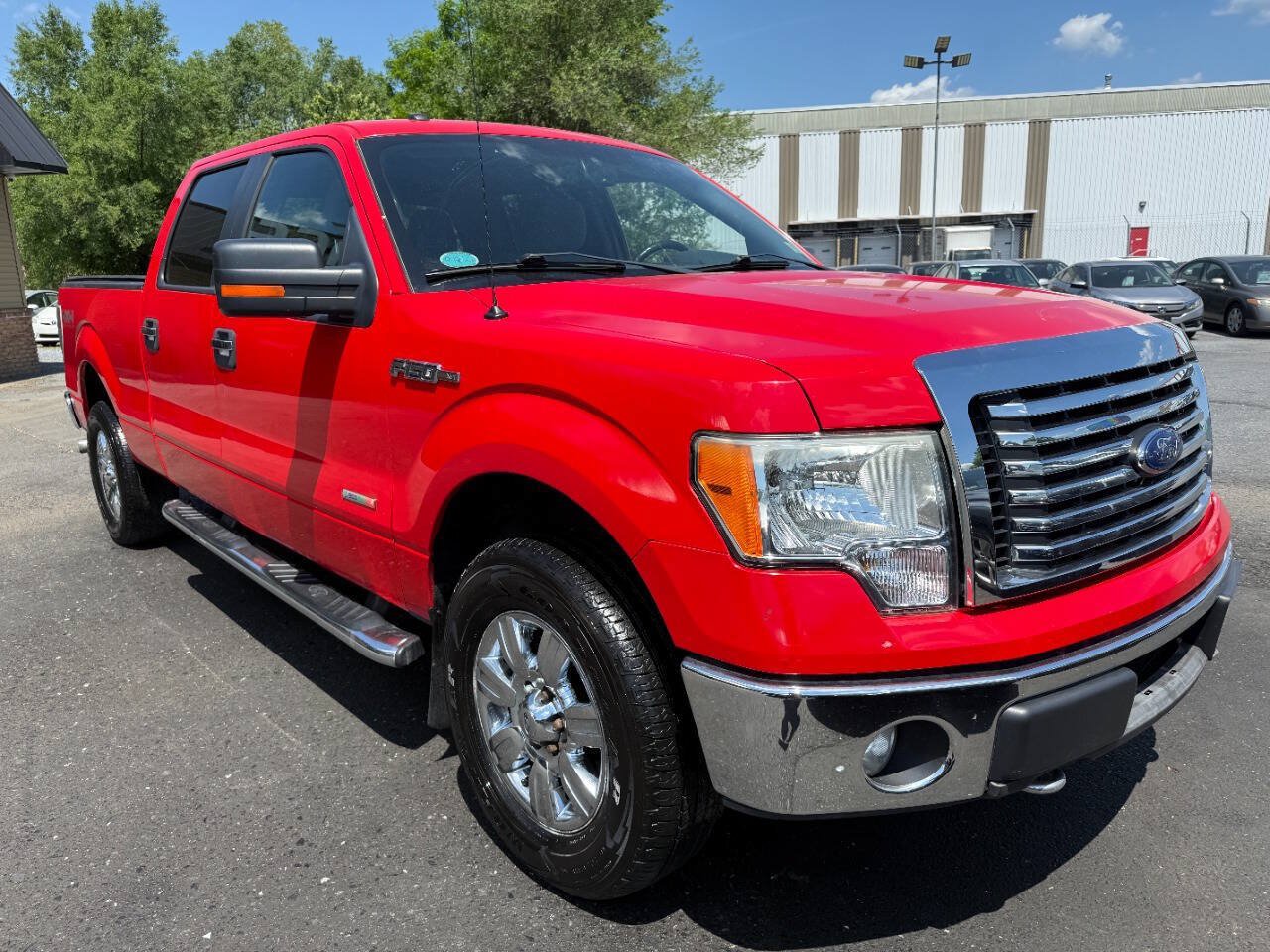 Used 2011 Ford F150 XLT w/ XLT Chrome Pkg AWD/4WD image 3