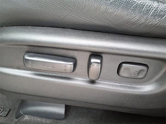 Used 2021 Honda Pilot Touring image 14