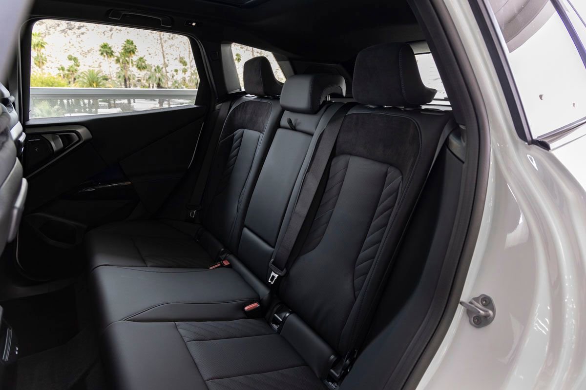 New 2026 BMW X3 M50 image 24