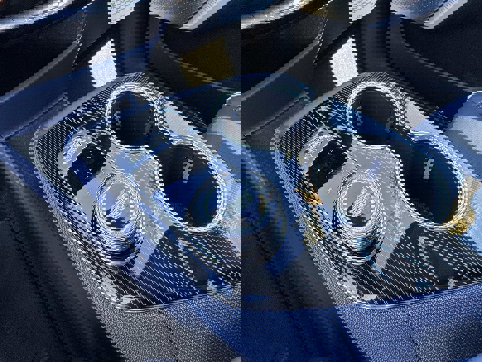 New 2026 Cadillac Optiq Luxury 2 image 24