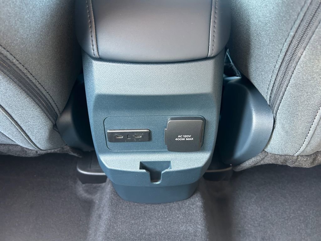 New 2025 Ford Maverick XLT w/ XLT Luxury Package image 38