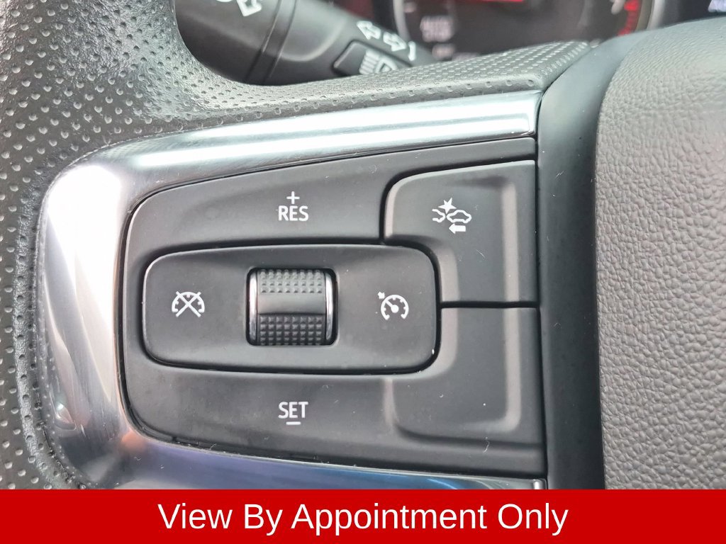 Used 2025 Chevrolet Blazer LT FWD image 20
