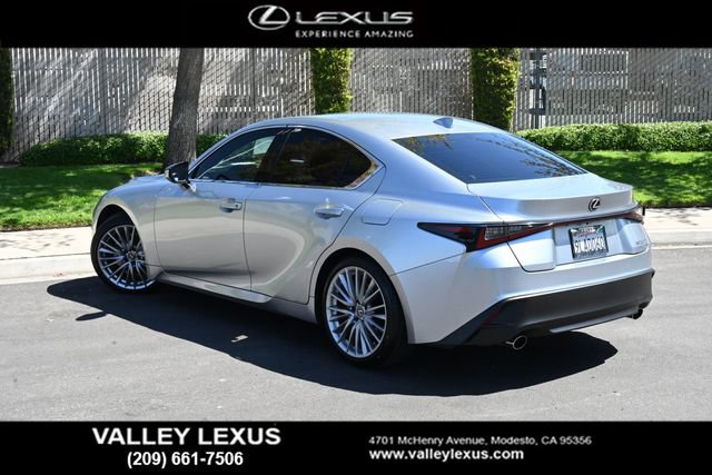 Used 2024 Lexus IS 300 w/ Premium Package RWD image 4
