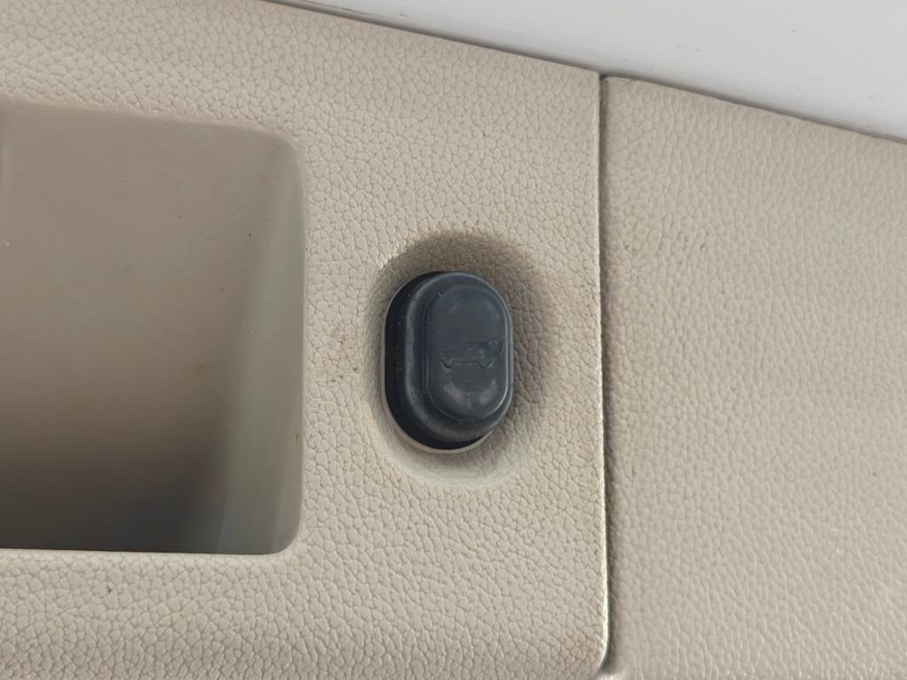 Used 2019 GMC Yukon Denali w/ Open Road Package image 38