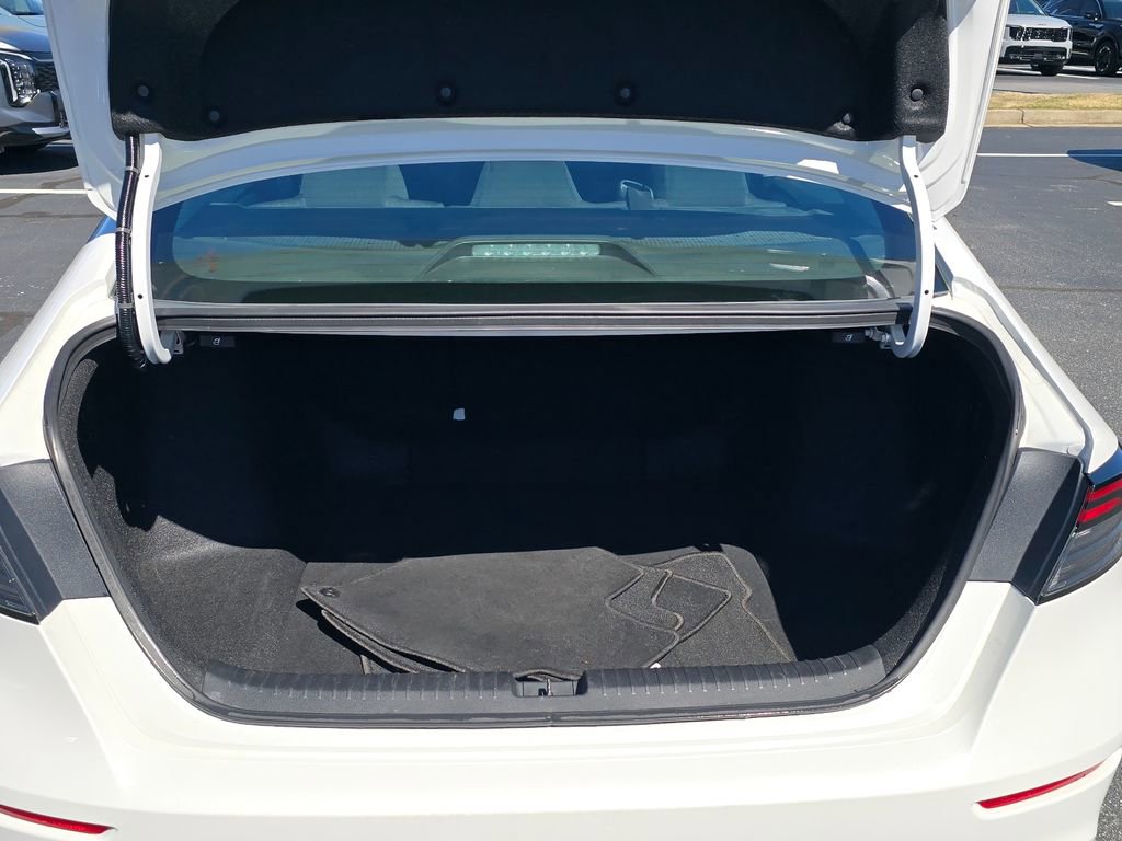 Used 2023 Honda Accord EX image 14