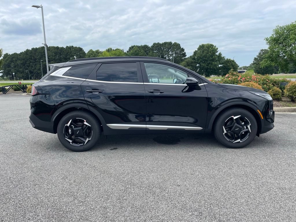 New 2026 Kia Sportage EX w/ EX Panorama Roof Package FWD image 9