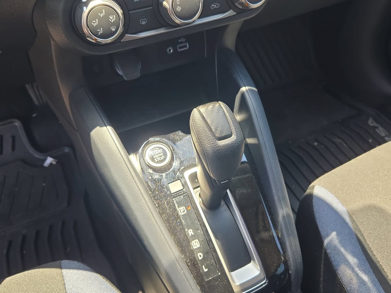 Used 2025 Nissan Versa SV w/ Trunk Package FWD image 13