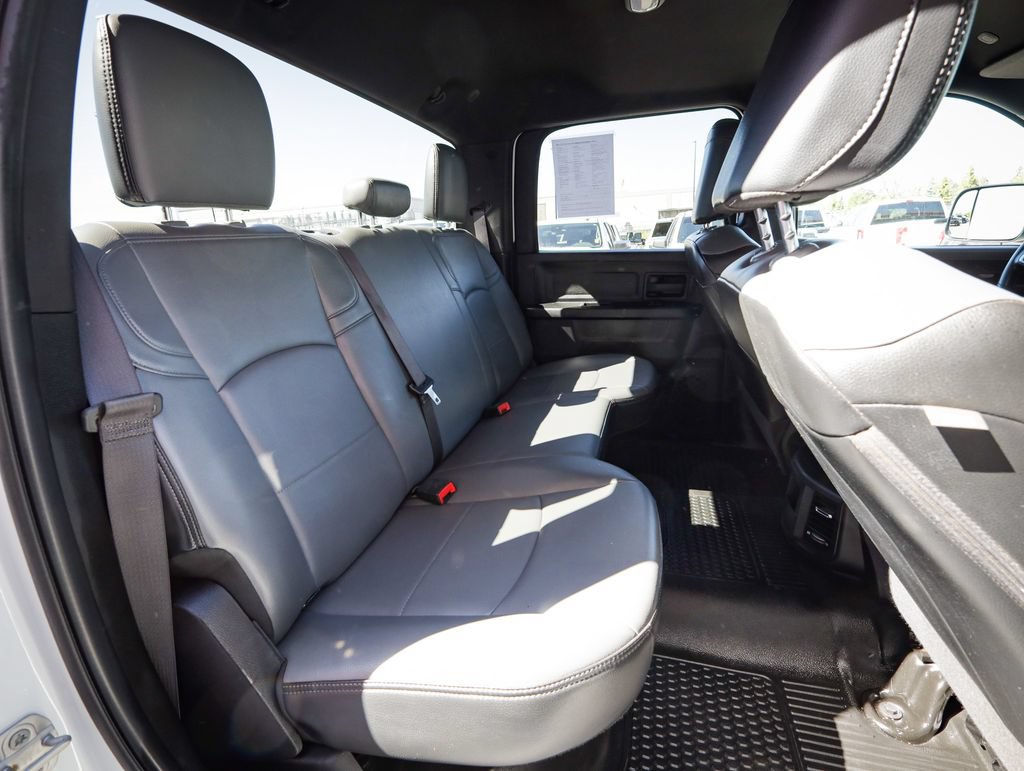 Used 2022 RAM 2500 Tradesman w/ Chrome Appearance Group AWD/4WD image 27