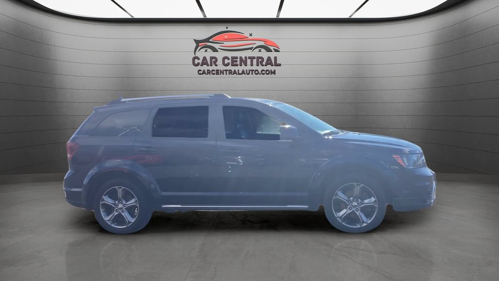 Used 2017 Dodge Journey Crossroad FWD image 6