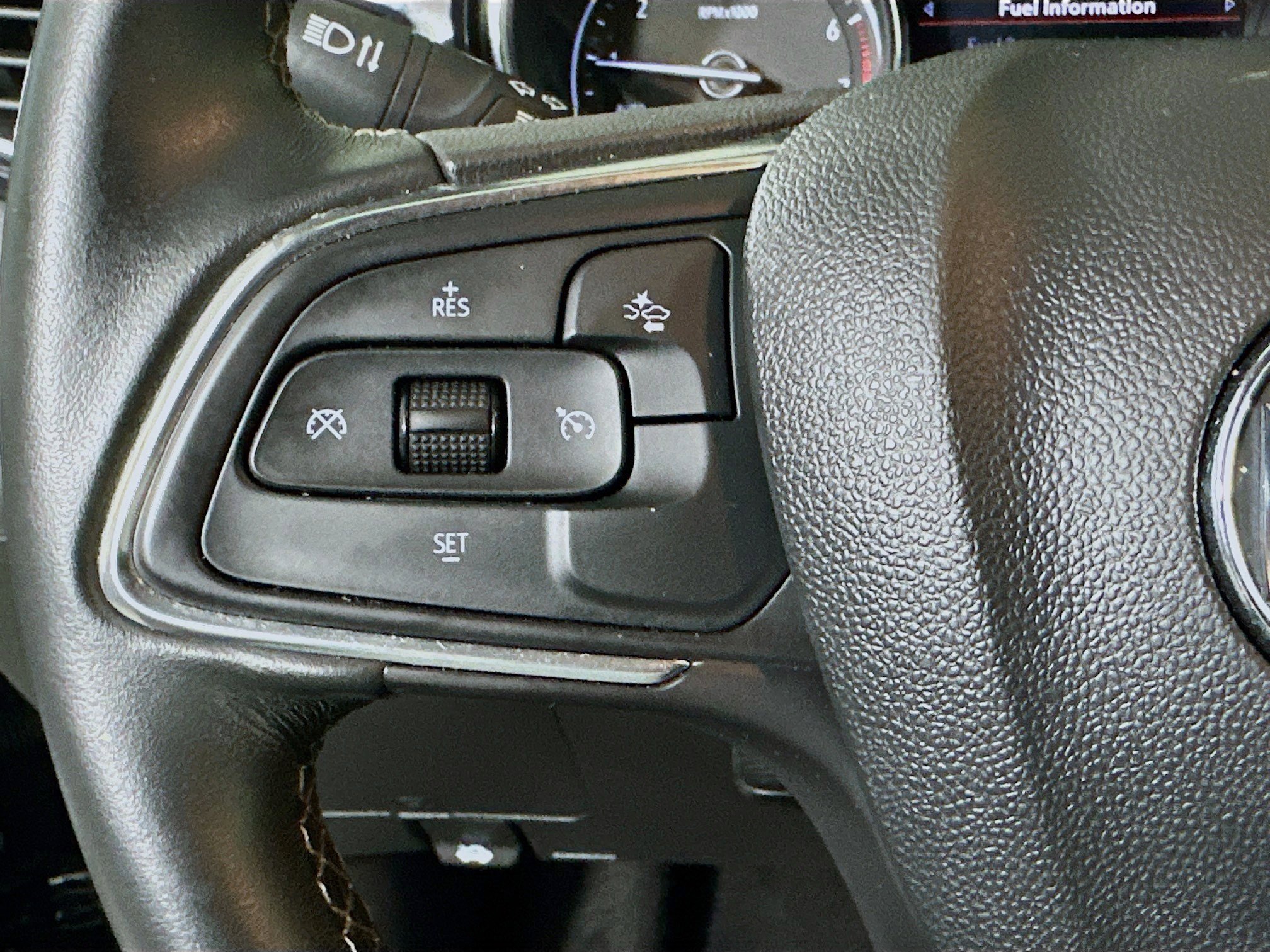 Used 2022 Buick Encore GX Select image 16