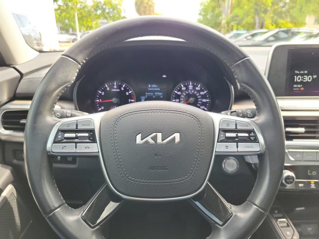 Certified 2022 Kia Telluride EX w/ EX Premium Package FWD image 21