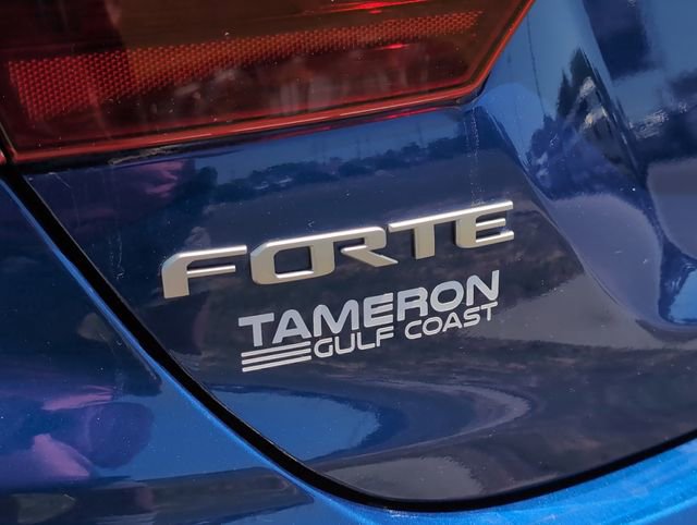 Used 2023 Kia Forte LXS w/ LXS Technology Package image 5