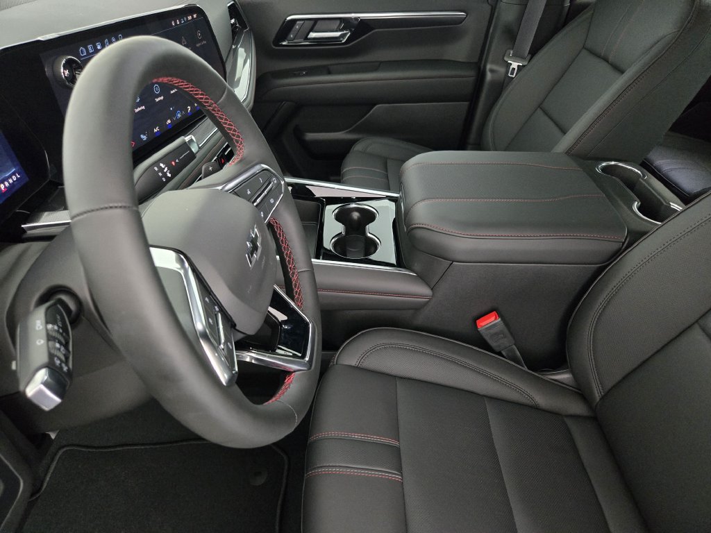 New 2026 Chevrolet Suburban RST w/ Comfort Package AWD/4WD image 15