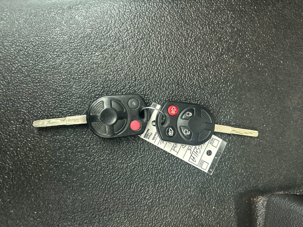 Used 2015 Ford Transit 250 130 Low Roof w/ Exterior Upgrade Package image 33