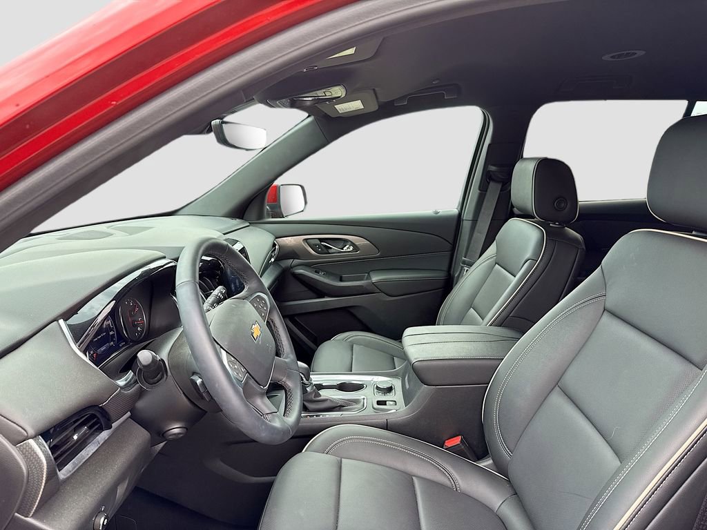 Used 2023 Chevrolet Traverse Premier w/ LPO, Floor Liner Package FWD image 11