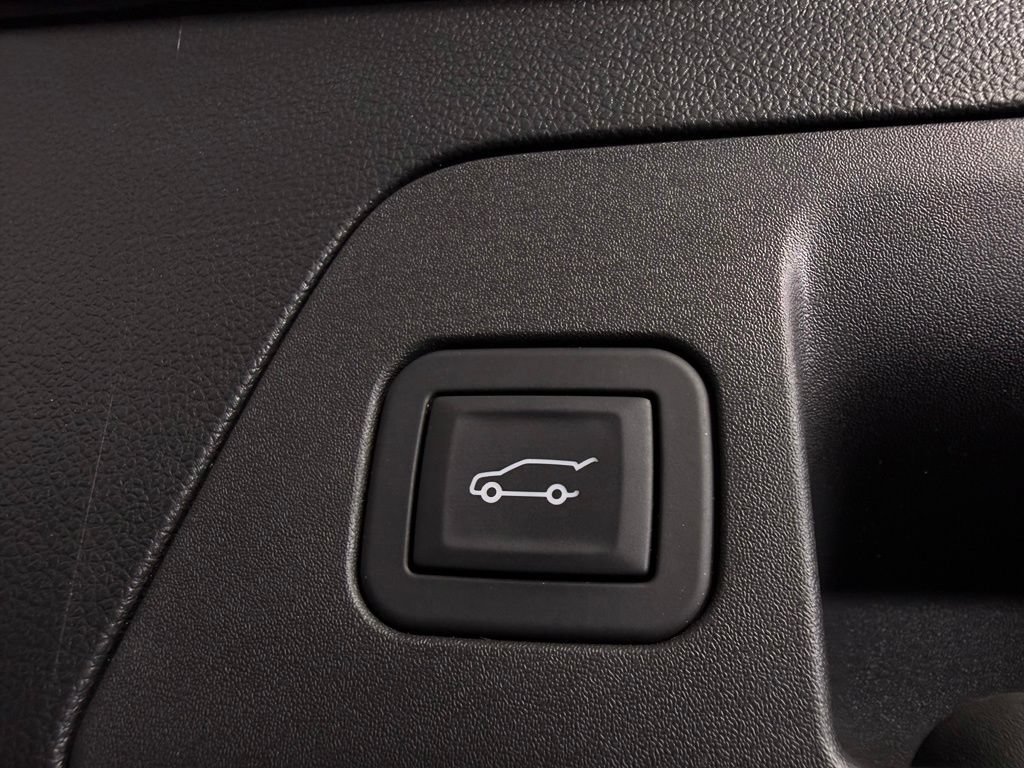 Used 2023 Buick Envision Avenir AWD/4WD image 31
