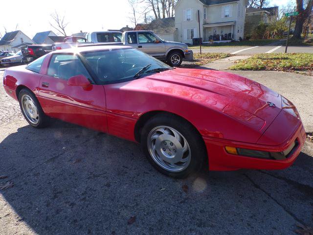 Used 1994 Chevrolet Corvette Coupe image 3