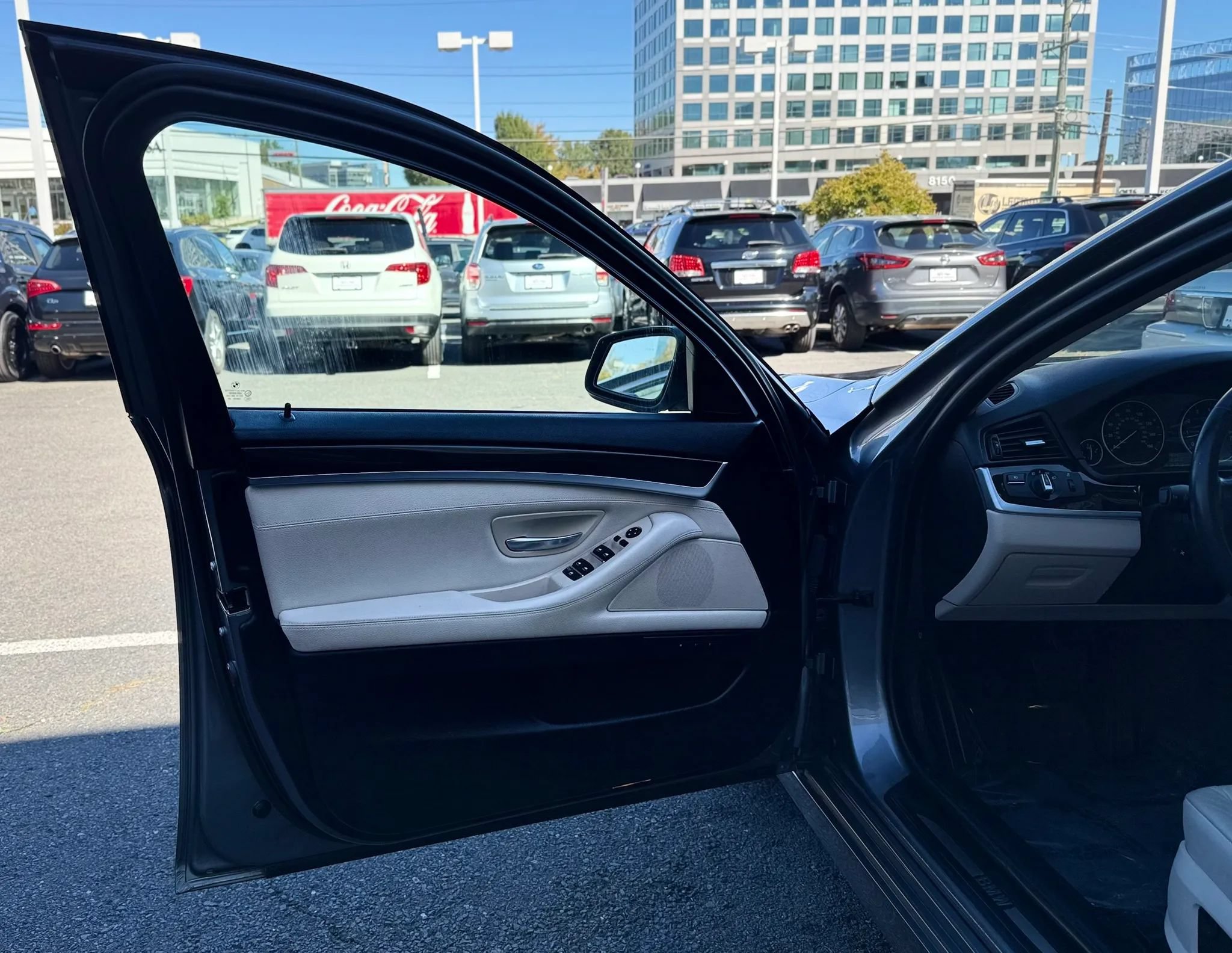 Used 2013 BMW 528i Sedan RWD image 9