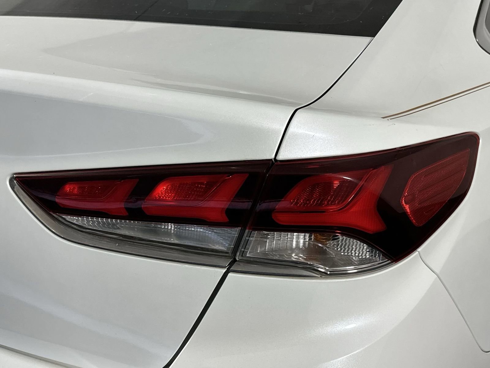 Used 2018 Hyundai Sonata Limited image 30