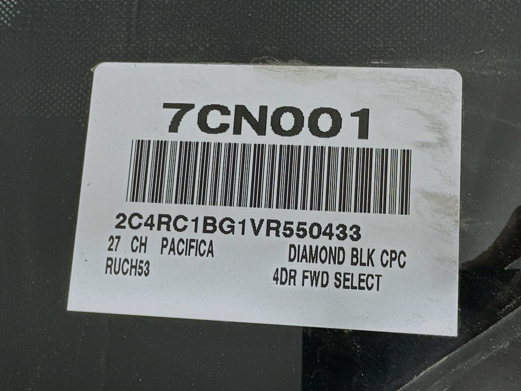 New 2027 Chrysler Pacifica Select FWD image 20